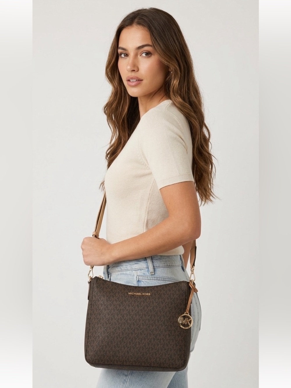 MICHAEL KORS Women's Jet Set Travel Small Signature Logo Messenger Bag, Brown